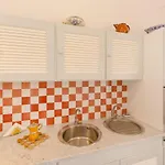 Torretta Corricella- Punta Dei Monaci 公寓