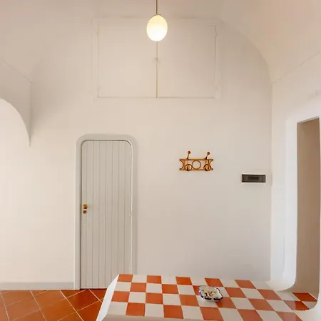 Torretta Corricella- Punta Dei Monaci * بروسيدا