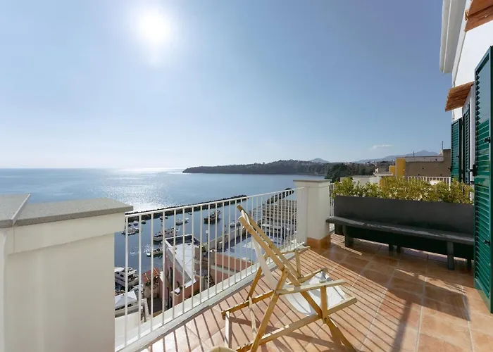 Torretta Corricella- Punta Dei Monaci * Procida