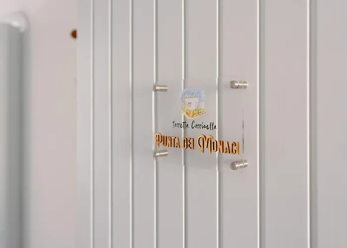 Torretta Corricella- Punta Dei Monaci 普罗奇达