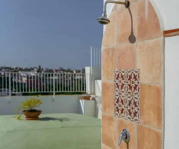 Torretta Corricella- Punta Dei Monaci 普罗奇达